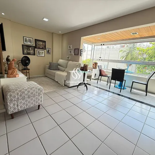 VENDO APARTAMENTO DE 3 QUARTOS