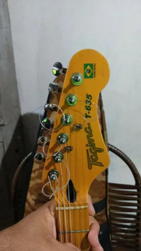 Vendo guitarra 635
