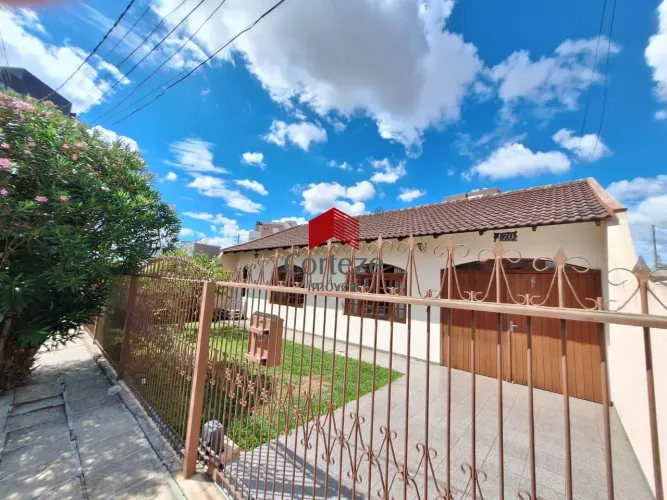 Casa com 235m² 5 quartos, à venda, no bairro Centro em São José dos Pinhais