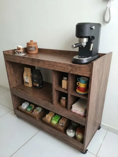 Aparador / Cantinho do café ou Bar