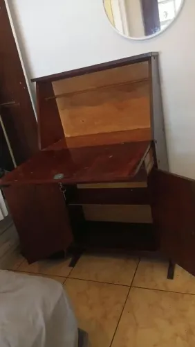 Escrivaninha de Madeira original