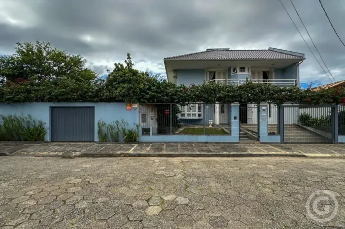 Espaço comercial ideal para ampliação de negócios em Florianópolis