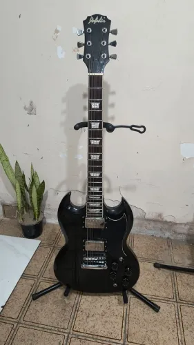 Guitarra SG (não aceito troca) 