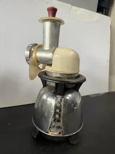 liquidificador Arno vintage, década de 1960 Com adaptador de moedor de carne