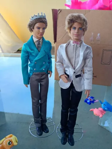 Bonecos Ken