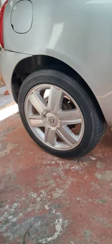 Vendo ou troco jogo de rodas 16