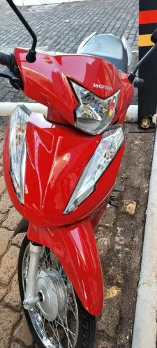 Honda Biz 2024. 4.893km. Impecável