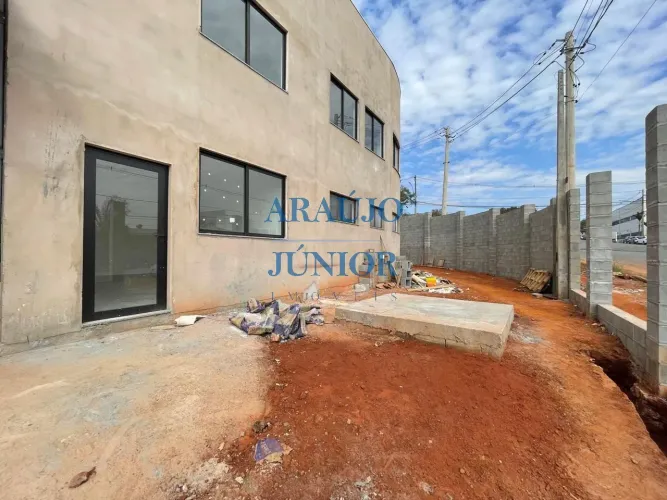 Galpão Industrial para Locação em Nova Odessa-SP, Jardim Industrial Dante Siani: 2 Salas,