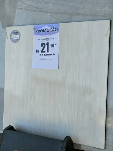 Piso Ceramico madeirado Brilhante 50x50