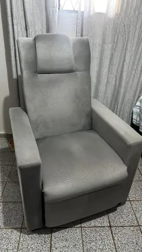 Oportunidade! Poltrona, 3 Reclinações e Super Confortável