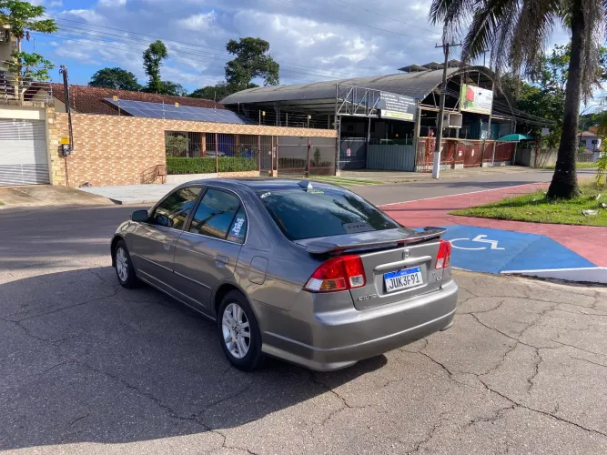 Honda Civic Sedan LX 1.7 16V 115cv Mec. 4P 2004