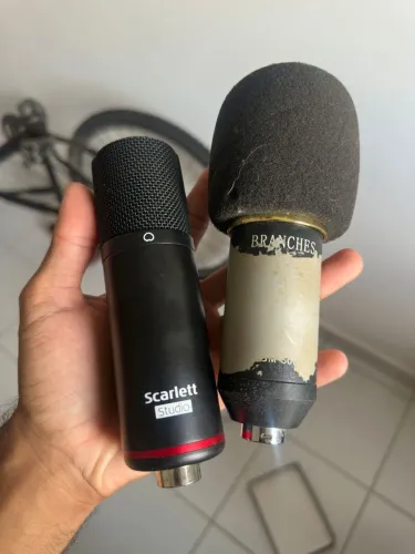 Microfone profissional com braço articulado 