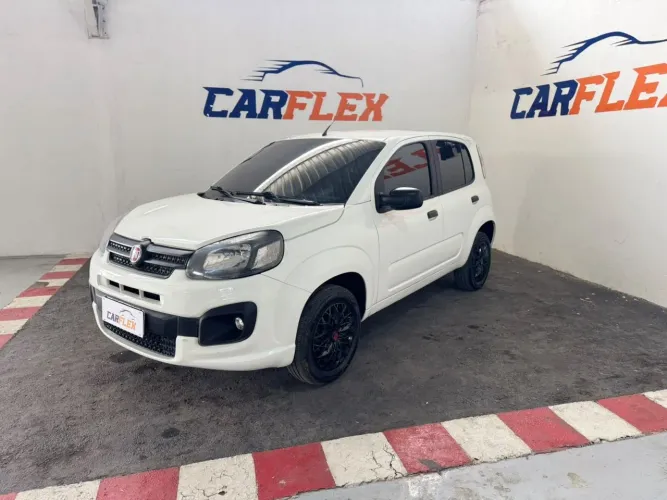 Fiat Uno Attractive 1.0 Flex 6V 5P 2021