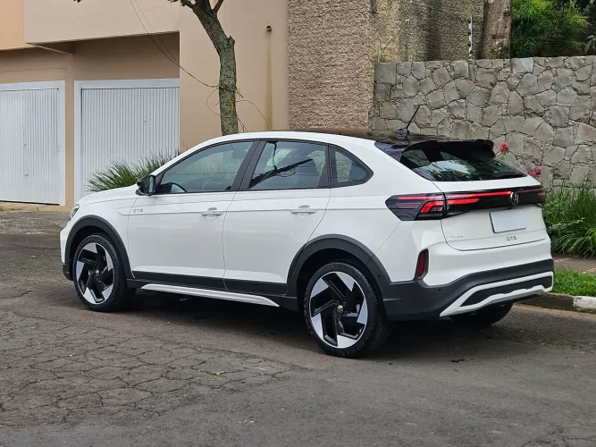 Volkswagen Nivus GTS 1.4 250 TSI Flex Aut. 2026