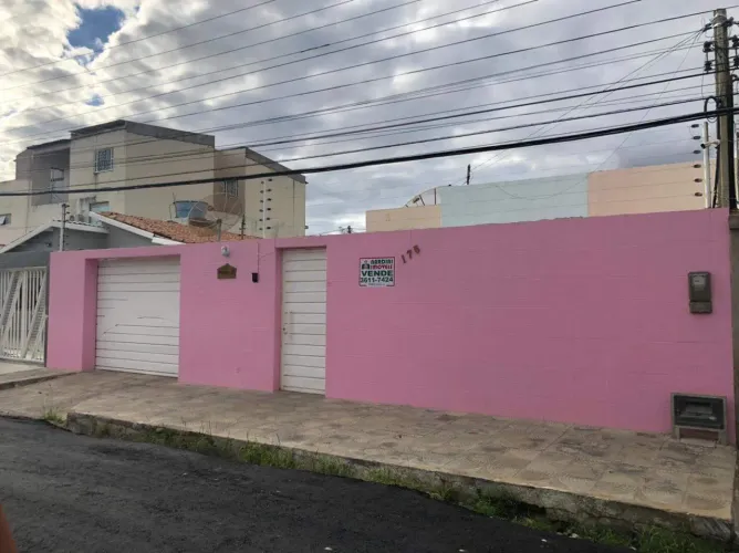 Casa à venda, 3 quartos, 2 suítes, 3 vagas, CENTENARIO - Juazeiro/BA