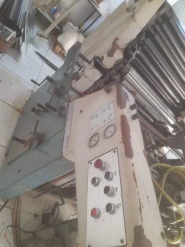Vendo máquina solna 125