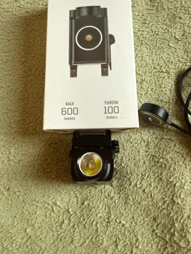 Lanterna dedicada Olight PL-MINI WALKYRIE 2