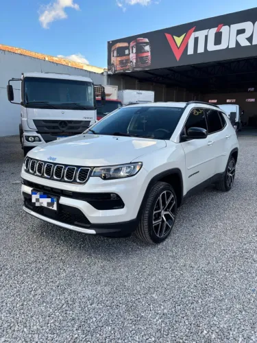 Jeep Compass Long. T270 1.3 TB 4X2 Flex AUT 2026