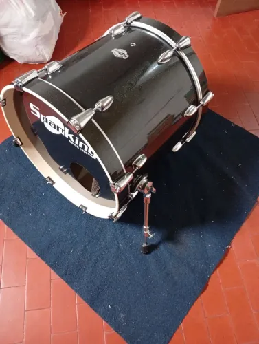 Vendo bumbo de 18 polegadas 