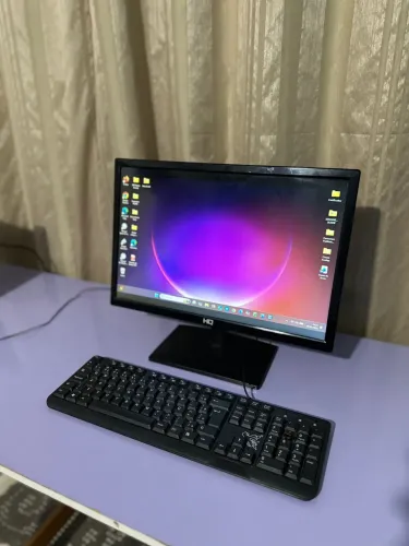 Monitor HQ 19,5? LED com HDMI - Funcionando Perfeito