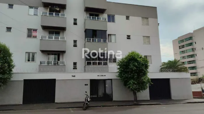 Apartamento para alugar, 3 quartos, Patrimônio - Uberlândia/MG - Rotina Imobiliária