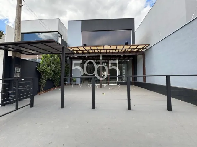 Imóvel comercial à venda no Bairro Itu Novo Centro com 230m²