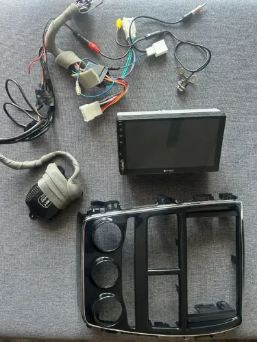 KIT MULTIMIDIA TOYOTA YARIS