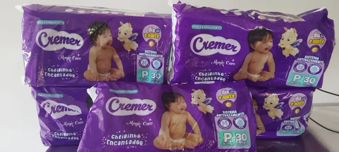 VENDO 5 PACOTE DE FRALDA P