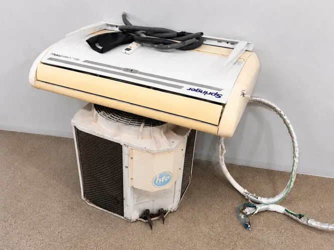 AR-CONDICIONADO 36.000 BTUs 