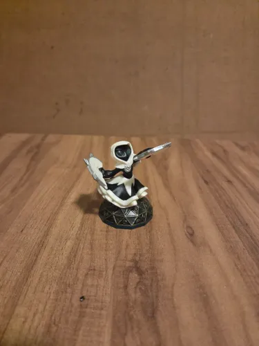 Skylanders Swap Force Enchanted lightcore Star Strike