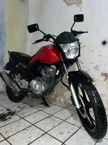 Faço bolo em carro 