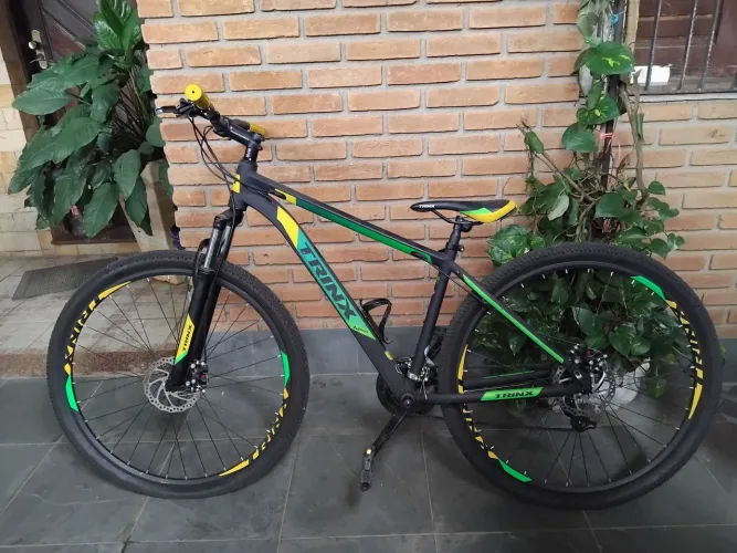 Bicicleta Trinx M100