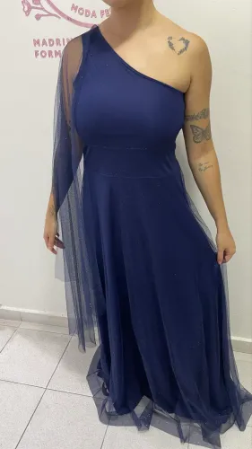Vestido azul marinho de tule brilhoso