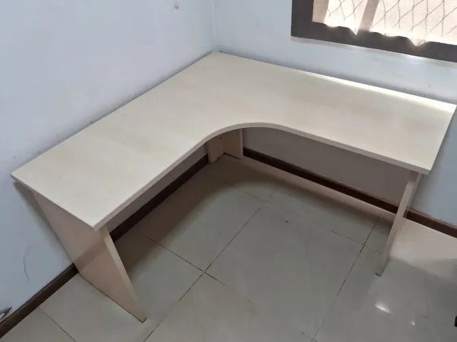 Mesa em L