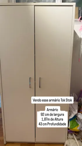 Vendo armário super útil ToK e Stock