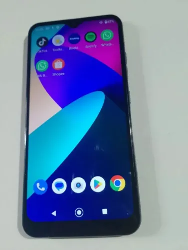 Celular LG k22+ em bom estado. Aceito cartão