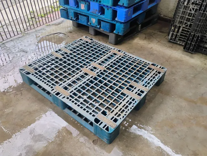 Pallet Palete plástico 1,00x1,20x15cm