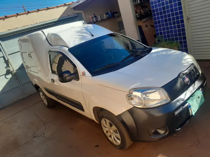 Fiat Fiorino Furgão Work. Hard 1.4 Flex 8V 2P 2019
