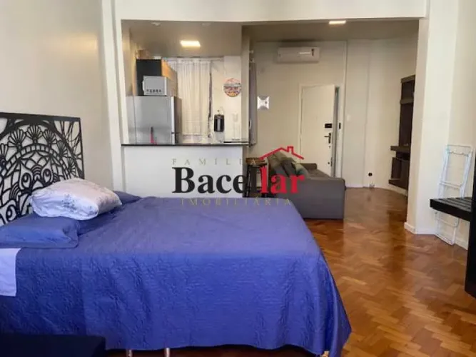Apartamento sala quarto à venda em Copacabana