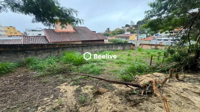 Lote plano Bairro Caiçara