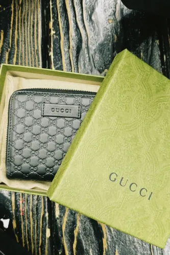 carteira/porta-moedas Gucci em GG Supreme