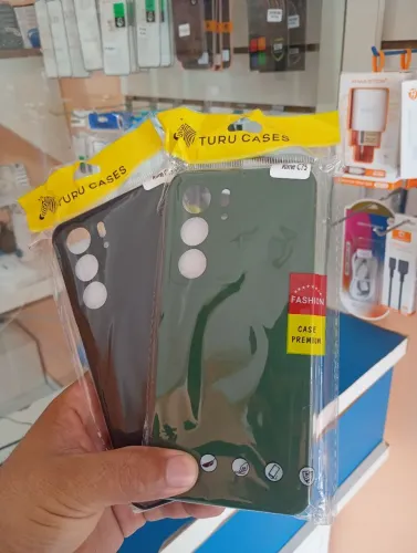 CASE DE SILICONE MODELOS VARIADOS