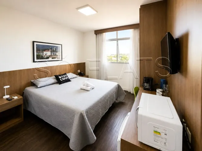 Flat mobiliado no Itapoã com 1 suíte e vaga no Itapoã Executive Hotel