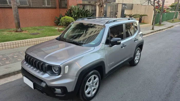 Jeep Renegade Sport T270 1.3 TB 4X2 Flex Aut. 2024