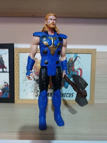 Thor 30cm original marca Hasbro