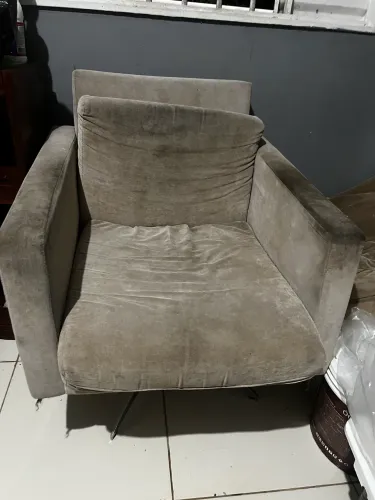 ? Vendo 2 Poltronas Decorativas - R$ 150 as duas