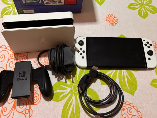 Nintendo switch oled 