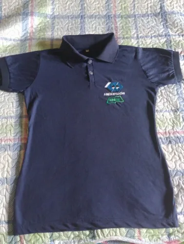 Blusa da Faculdade Esbam ADMINISTRAÇÃO, e Folhas emborrachados EVA para educação infantil 