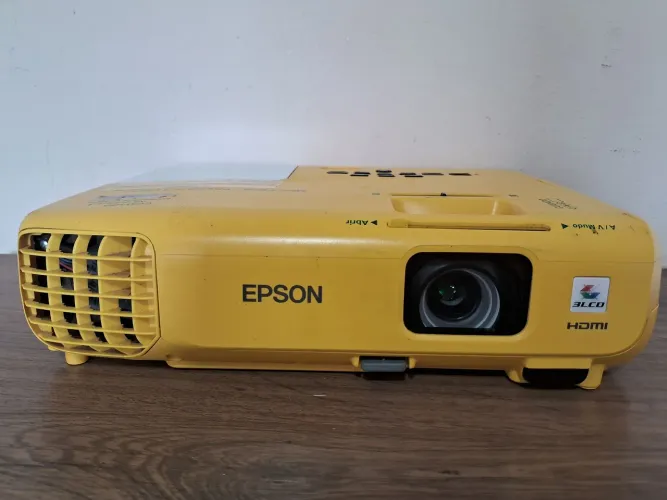 Projetor  Epson  W03