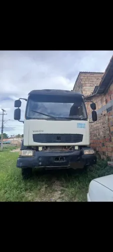 Volvo VM 240 6X2 2005